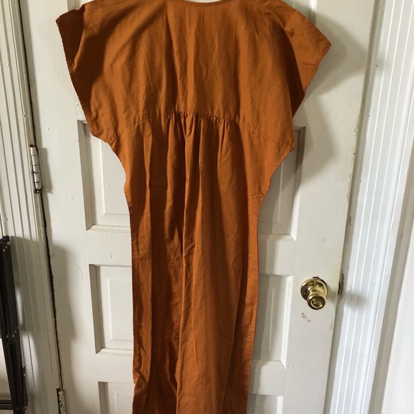 Colombian Linen Embroidered Mumu - Picture 4 of 4